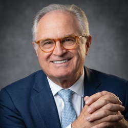 Luis Neves